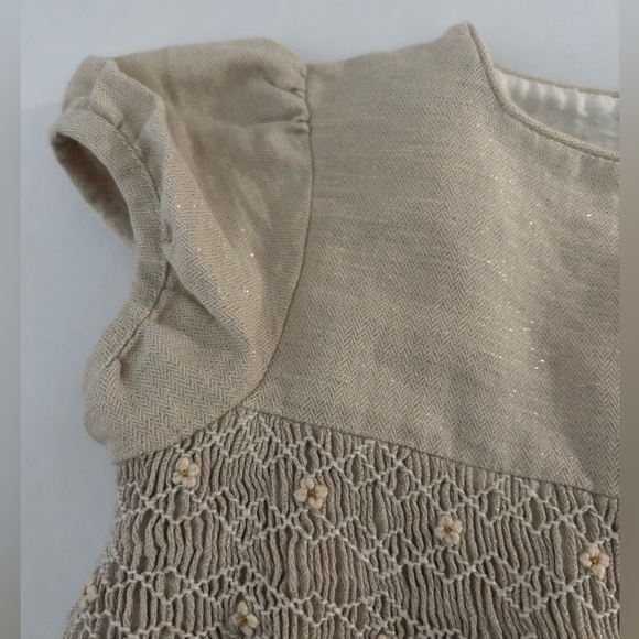 Trotters London Lily Rose Christmas dress gold metallic sparkly smocked party 2t - Picture 4 of 8